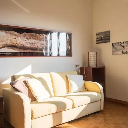 Appartamento Design District Youhosty - Via Savona